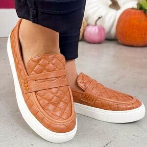 NWT Corkys Quilted Brown Loafers size 8